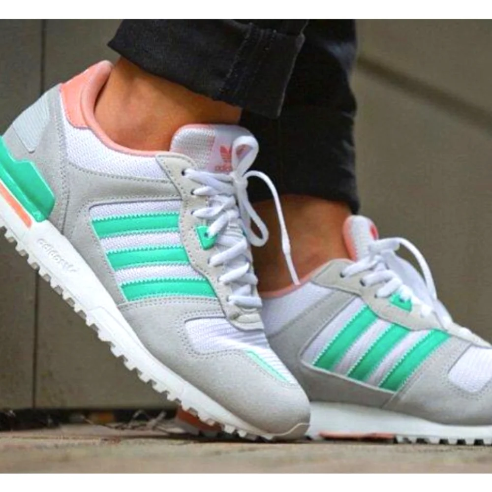 Adidas ZX 700 Tent green pink Women's 7 EUC retro vintage 80's sneaker look - Picture 1 of 8